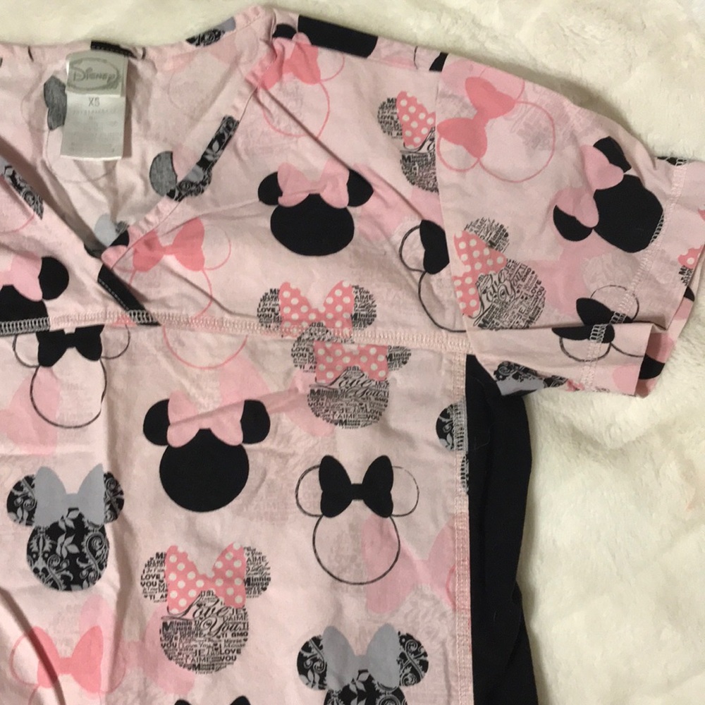 Minnie scrub top